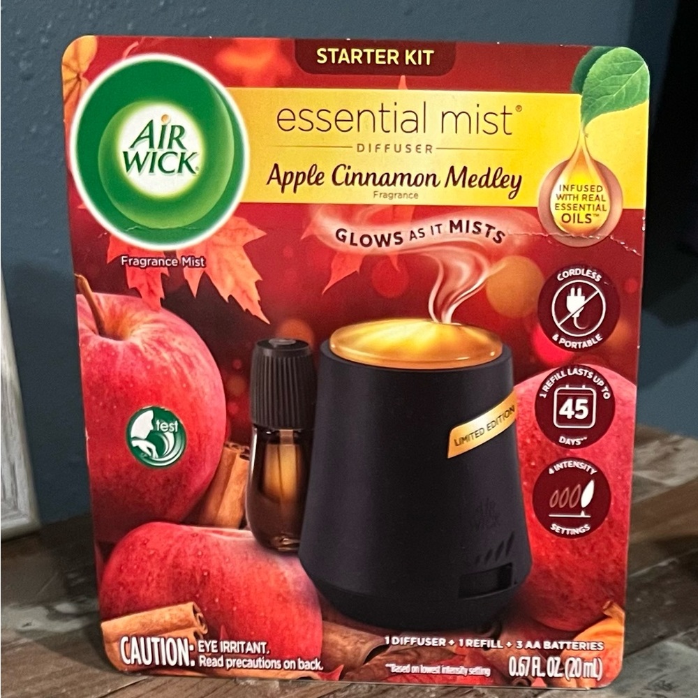 Air Wick Essential Mist Limited Edition Apple Cinnamon Medley Glowing Diffuser!